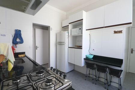 Apartamento para alugar com 110m², 3 quartos e 1 vaga Apartamento para alugar com 110m², 3 quartos e 1 vagaCozinha