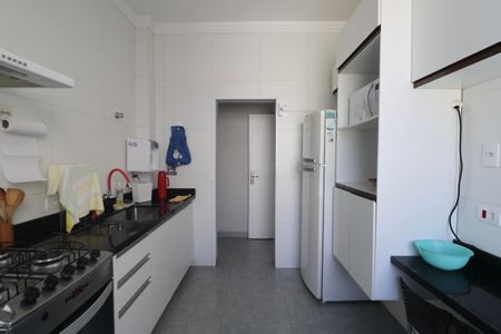 Apartamento para alugar com 110m², 3 quartos e 1 vaga Apartamento para alugar com 110m², 3 quartos e 1 vagaCozinha