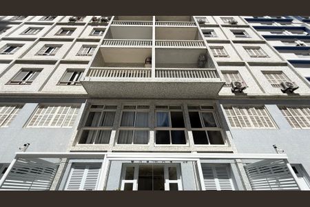 Apartamento para alugar com 110m², 3 quartos e 1 vaga Apartamento para alugar com 110m², 3 quartos e 1 vagaFachada