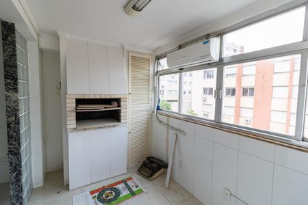 Apartamento à venda com 150m², 3 quartos e 1 vagaChurrasqueira