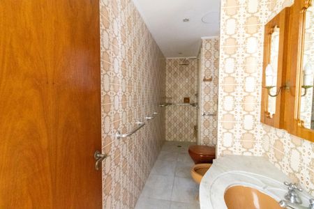 Apartamento à venda com 150m², 3 quartos e 1 vagaBanheiro da Suíte