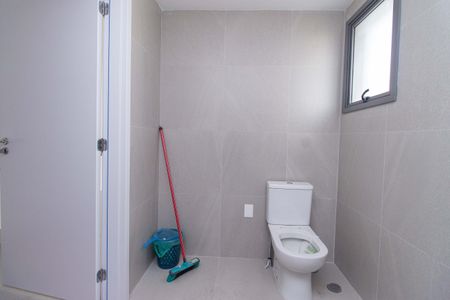 Studio à venda com 30m², 0 quarto e sem vaga Studio à venda com 30m², 0 quarto e sem vagaBanheiro