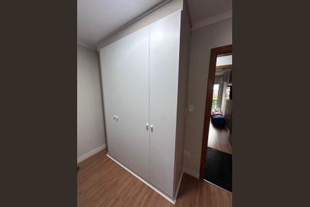 Quarto de casa de condomínio à venda com 2 quartos, 135m² em Campestre, Santo André