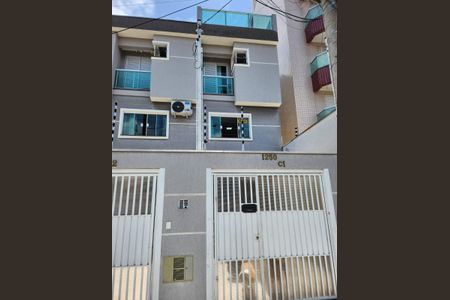 Casa de condomínio à venda com 135m², 2 quartos e 3 vagas Casa de condomínio à venda com 135m², 2 quartos e 3 vagasVista