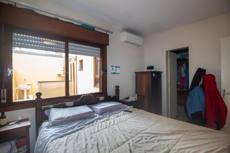 Casa à venda com 176m², 4 quartos e 2 vagasSuite