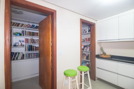 Casa à venda com 176m², 4 quartos e 2 vagasCozinha