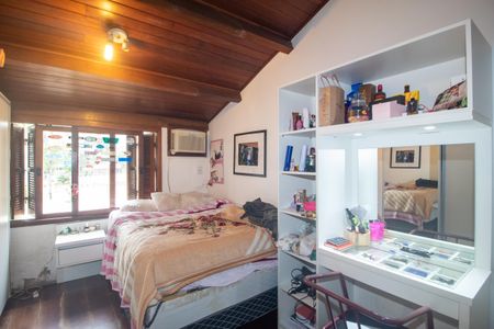 Casa à venda com 176m², 4 quartos e 2 vagasQuarto 3