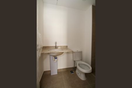 Apartamento para alugar com 32m², 1 quarto e sem vagaBanheiro da Suíte