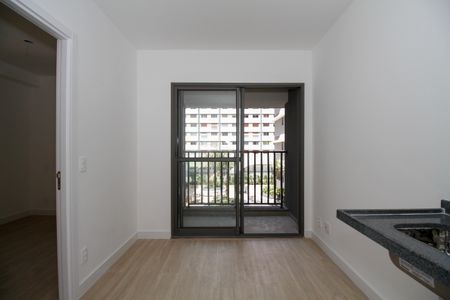 Sala/Cozinha de apartamento para alugar com 1 quarto, 32m² em Pinheiros, São Paulo