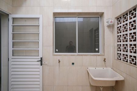 Casa à venda com 263m², 3 quartos e 1 vagaárea de serviço