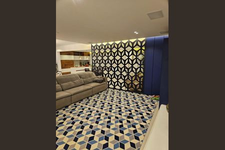 Apartamento à venda com 236m², 3 quartos e 4 vagas Apartamento à venda com 236m², 3 quartos e 4 vagasSala