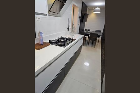 Apartamento à venda com 236m², 3 quartos e 4 vagas Apartamento à venda com 236m², 3 quartos e 4 vagasCozinha
