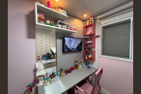 Apartamento à venda com 89m², 2 quartos e 2 vagas Apartamento à venda com 89m², 2 quartos e 2 vagasQuarto