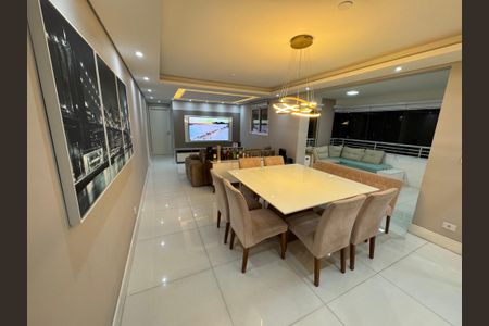 Apartamento à venda com 89m², 2 quartos e 2 vagas Apartamento à venda com 89m², 2 quartos e 2 vagasSala