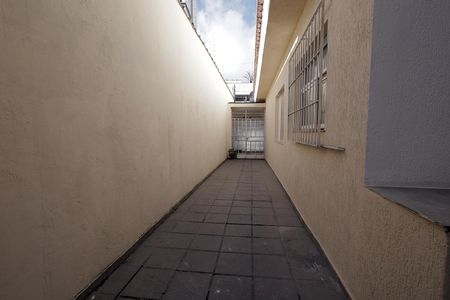 Casa à venda com 146m², 3 quartos e 2 vagasCorredor Lateral