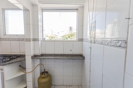 Apartamento para alugar com 75m², 3 quartos e 1 vagaÁrea de Serviço