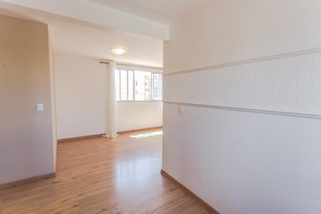 Sala 2 de apartamento para alugar com 3 quartos, 75m² em Sagrada Família, Belo Horizonte