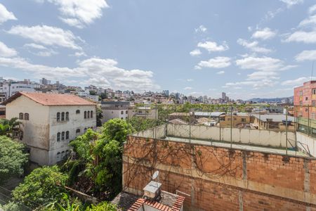 Vista da Sala 1 de apartamento para alugar com 3 quartos, 75m² em Sagrada Família, Belo Horizonte