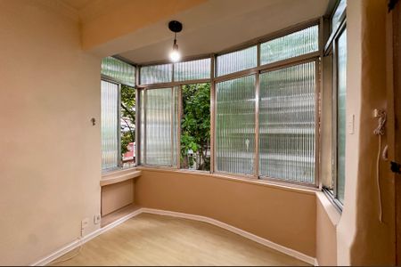 Sala de apartamento para alugar com 1 quarto, 24m² em Copacabana, Rio de Janeiro