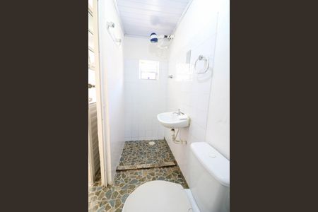 Banheiro de kitnet/studio para alugar com 1 quarto, 30m² em Vila Cruzeiro, São Paulo