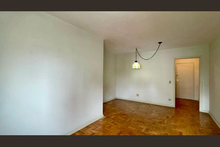 Apartamento para alugar com 93m², 3 quartos e 1 vagaSala