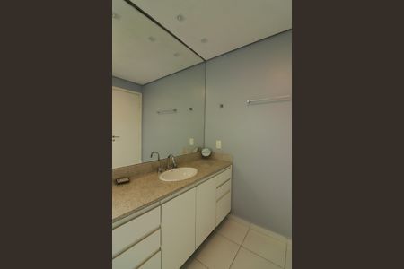 Apartamento à venda com 155m², 3 quartos e 3 vagasSuíte 1 Banheiro 