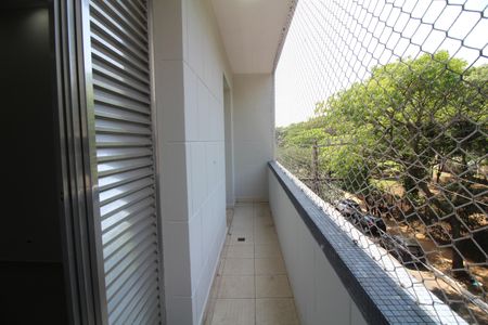 Apartamento para alugar com 89m², 2 quartos e sem vagaSala Varanda
