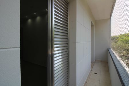 Apartamento para alugar com 89m², 2 quartos e sem vagaSala Varanda
