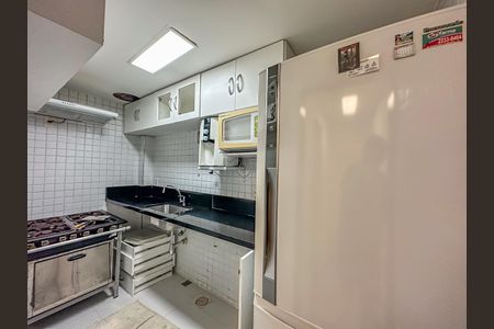 Apartamento à venda com 60m², 3 quartos e sem vaga