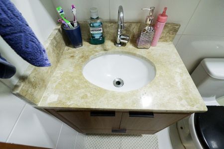 Banheiro de apartamento para alugar com 1 quarto, 27m² em Tucuruvi, São Paulo