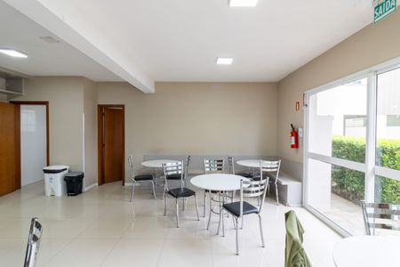 Apartamento à venda com 53m², 2 quartos e 1 vaga Apartamento à venda com 53m², 2 quartos e 1 vagaÁrea comum - Salão de festas