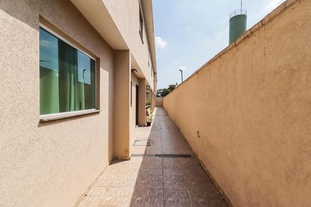 Casa de condomínio para alugar com 64m², 2 quartos e 1 vagaÁrea externa