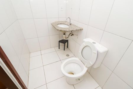 Casa de condomínio para alugar com 64m², 2 quartos e 1 vagaBanheiro da Suíte 2