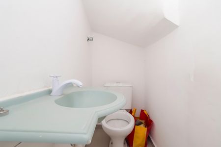 Casa de condomínio para alugar com 64m², 2 quartos e 1 vagaLavabo