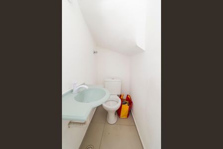 Casa de condomínio para alugar com 64m², 2 quartos e 1 vagaLavabo