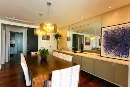 Apartamento à venda com 223m², 3 quartos e 4 vagasSala 