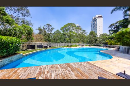 Apartamento à venda com 223m², 3 quartos e 4 vagasÁrea comum - Piscina