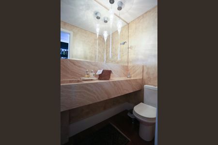 Apartamento à venda com 223m², 3 quartos e 4 vagasLavabo