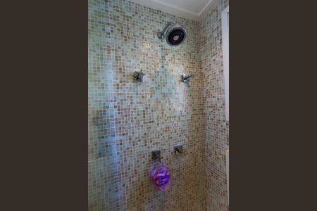 Apartamento à venda com 223m², 3 quartos e 4 vagasBanheiro da Suíte 1