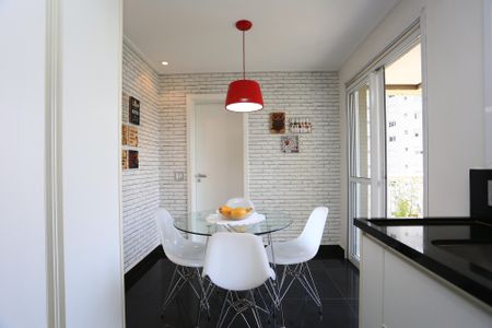 Apartamento à venda com 223m², 3 quartos e 4 vagascozinha 