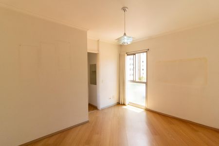Apartamento à venda com 35m², 1 quarto e 1 vaga Apartamento à venda com 35m², 1 quarto e 1 vagaSala