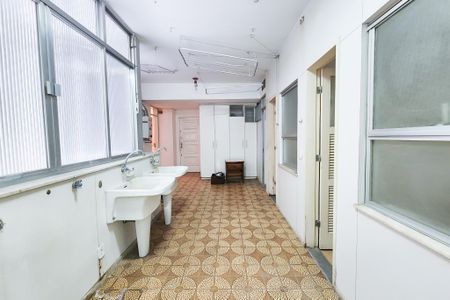 Apartamento à venda com 424m², 4 quartos e 3 vagasÁrea de Serviço