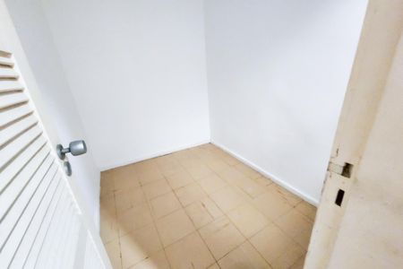 Apartamento à venda com 424m², 4 quartos e 3 vagasQuarto de Serviço 1