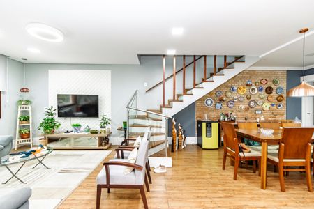 Sala de casa à venda com 3 quartos, 300m² em Brooklin, São Paulo