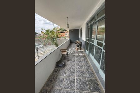 Casa para alugar com 159m², 2 quartos e sem vagaVaranda