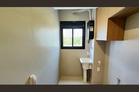 Área de Serviço de apartamento para alugar com 2 quartos, 48m² em Barra Olímpica, Rio de Janeiro