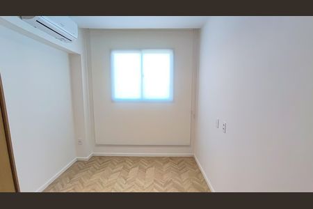 Suíte de apartamento para alugar com 2 quartos, 48m² em Barra Olímpica, Rio de Janeiro