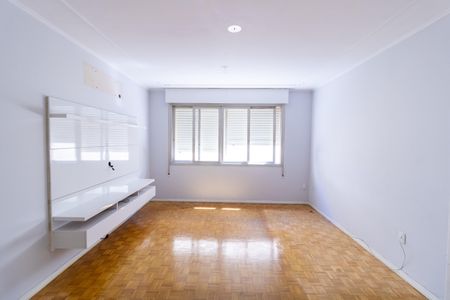 Apartamento à venda com 114m², 3 quartos e sem vaga Apartamento à venda com 114m², 3 quartos e sem vagaSala