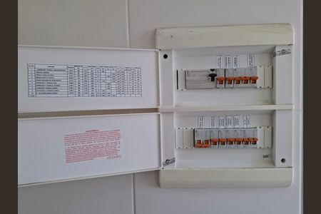 Apartamento à venda com 43m², 1 quarto e sem vagaQuadro de luz