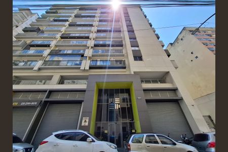Apartamento à venda com 43m², 1 quarto e sem vagaFachada 